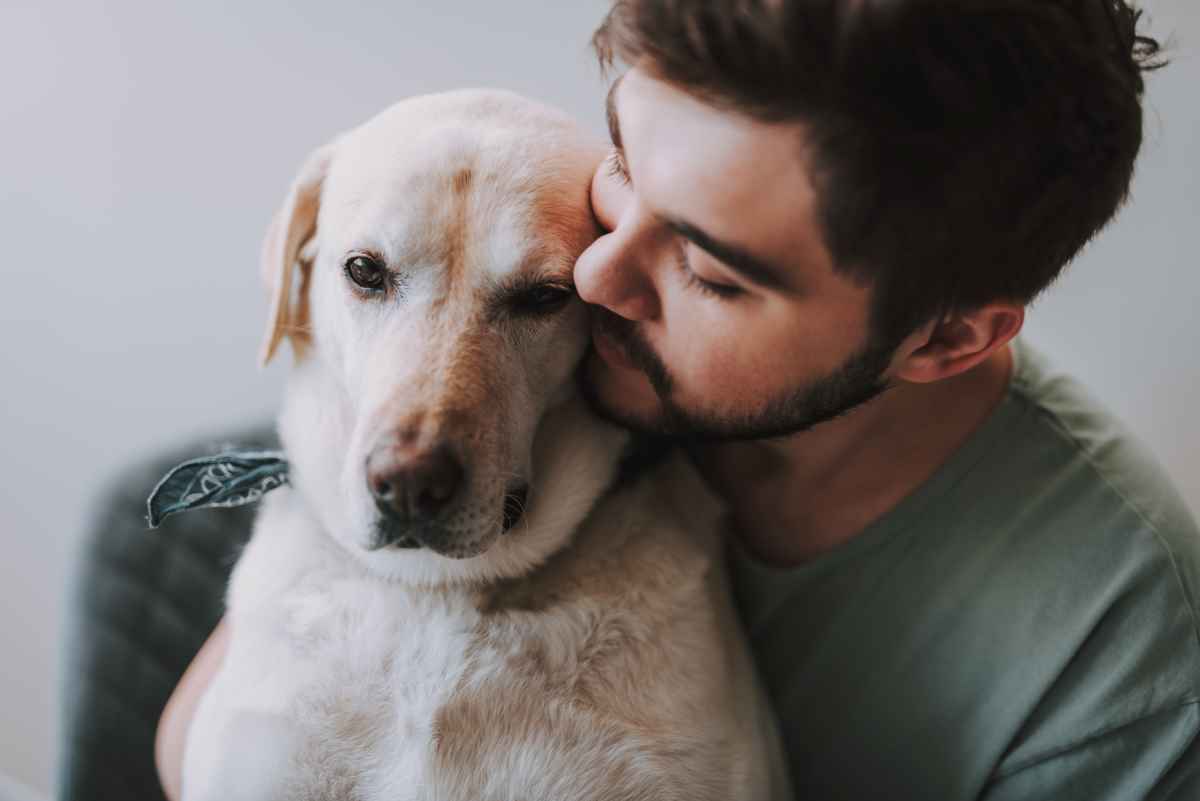 Zärtlichkeits-Allrounder Oxytocin: Hunde weinen laut Studie vor Glück