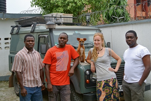 Abenteuer Afrika – Paule verhindert einen Überfall